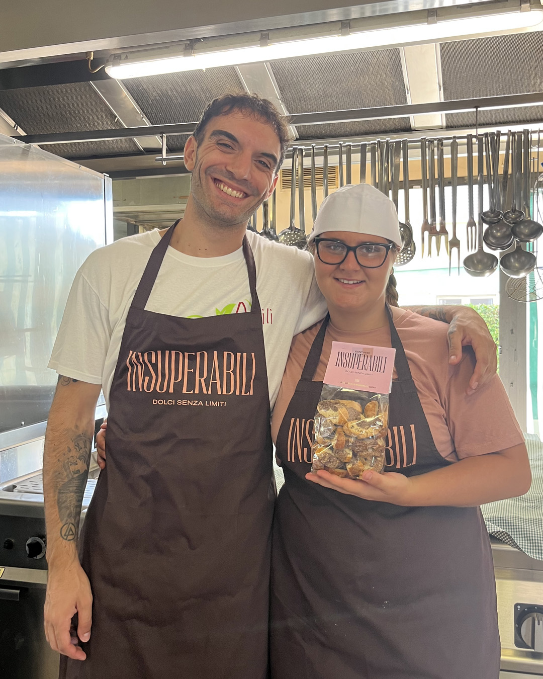 Cantucci bicolori alla mandorla e cacao